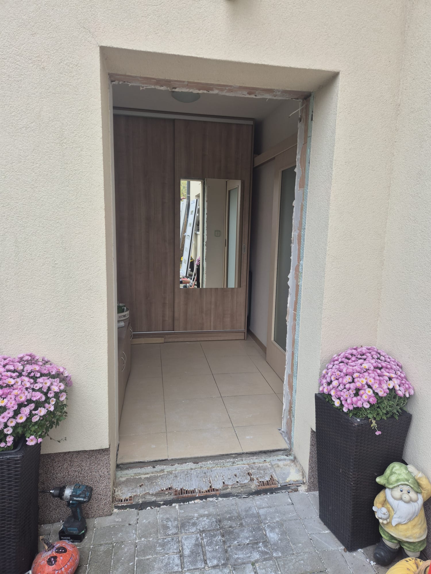 Výměna vstupních dveří – původní stav